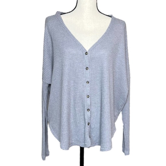 Urban Outfitters Out From Under Jojo Oversized Thermal Button-Front Top Gray - Picture 4 of 10